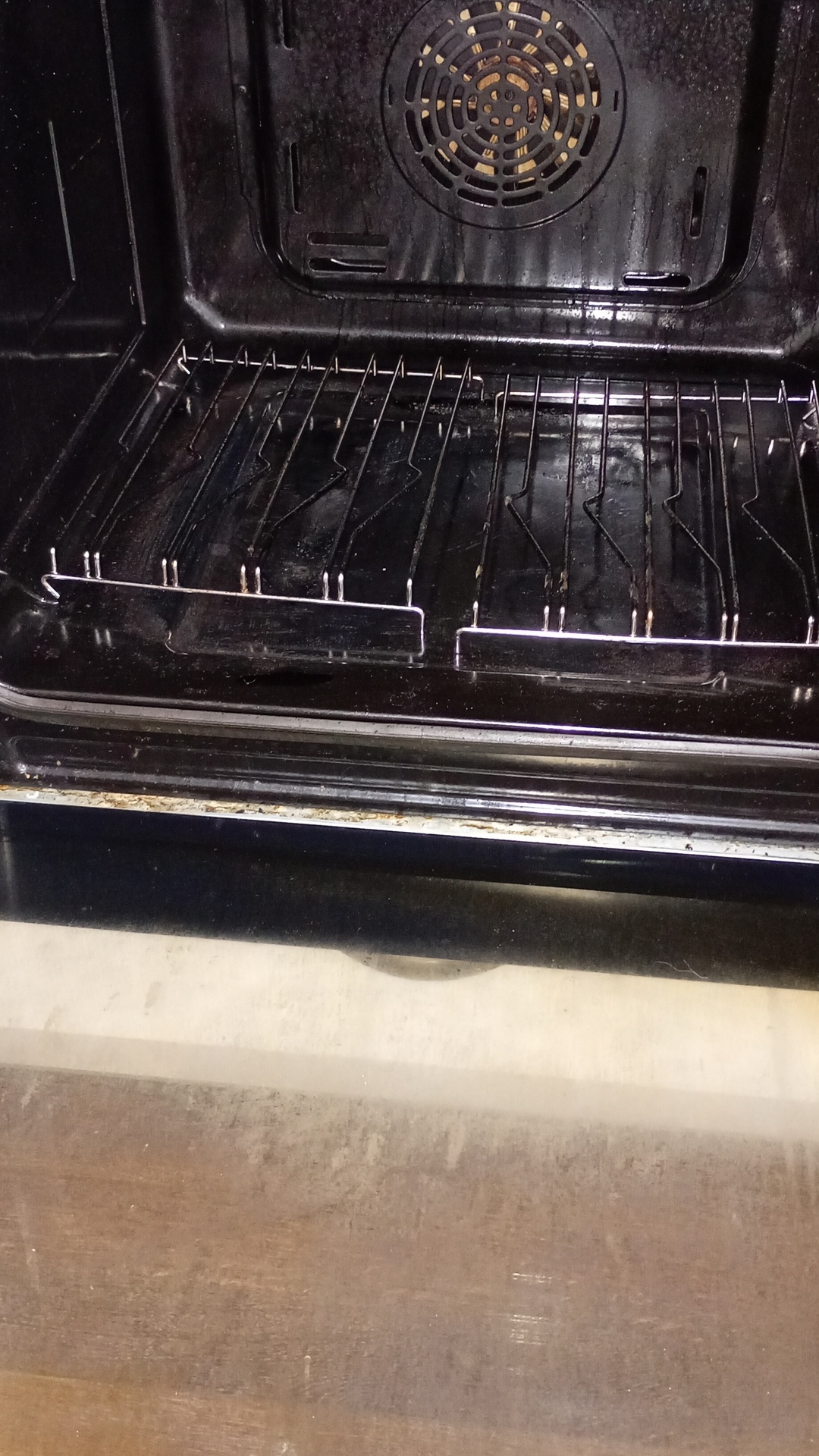 Before photo for End of Tenancy Cleaning